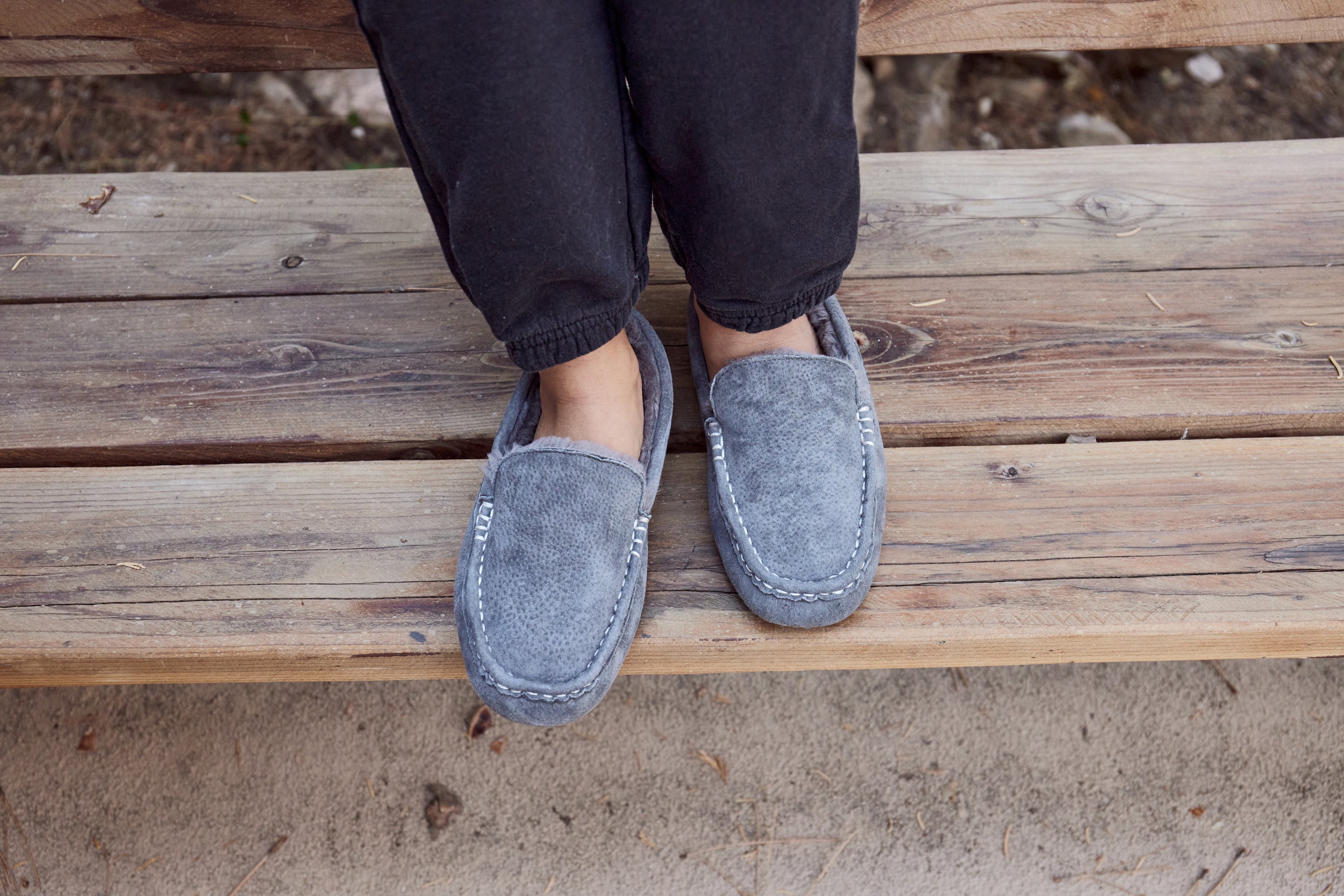 Grey on sale moccasins womens